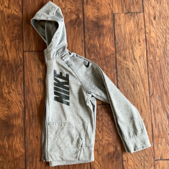 Nike hoodie - Picture 7 of 7